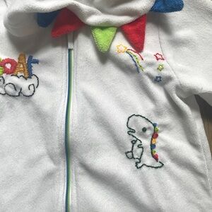 Colorful Dinosaur Hand Embroidered White Hoodie for toddler (2T)